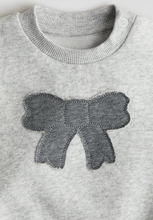H&M - Appliquéd sweatshirt - light grey bow