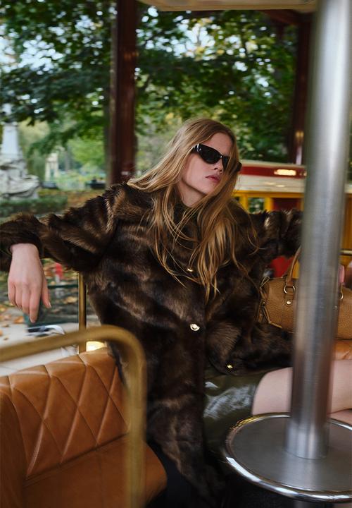 H&M - Fluffy coat - dark brown