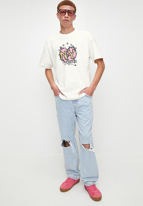 Cotton On - Box Fit Graphic T-Shirt - Vintage White/NY Cupid Love