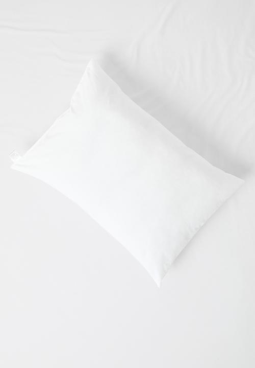 Sixth Floor - Unicurl cushion inner - 65cm x 45cm