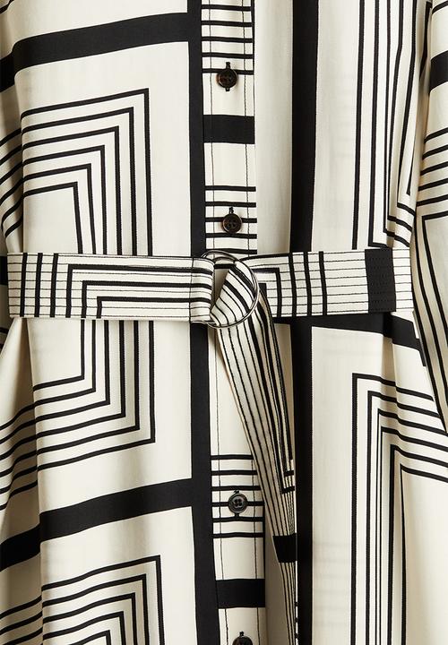 H&M - Belted shirt dress - cream black patterned