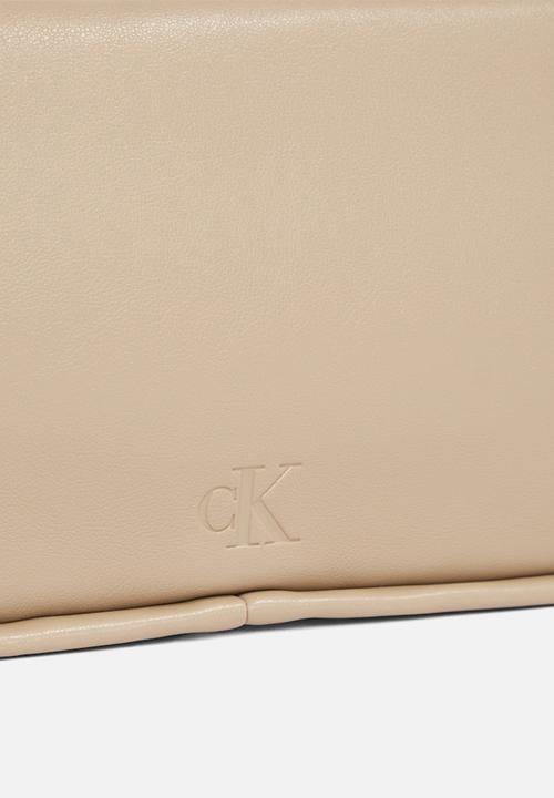 Calvin Klein - Knotted shoulder bag26 - crockery