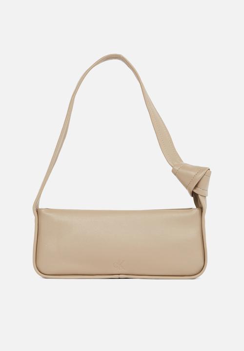 Calvin Klein - Knotted shoulder bag26 - crockery