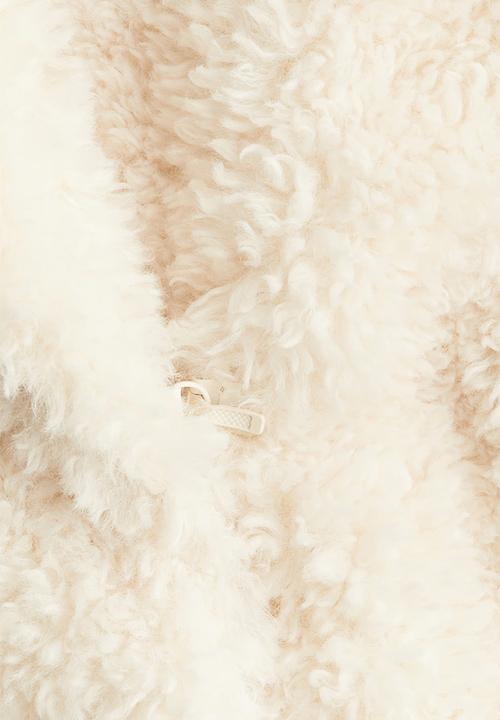 H&M - Fluffy coat - cream
