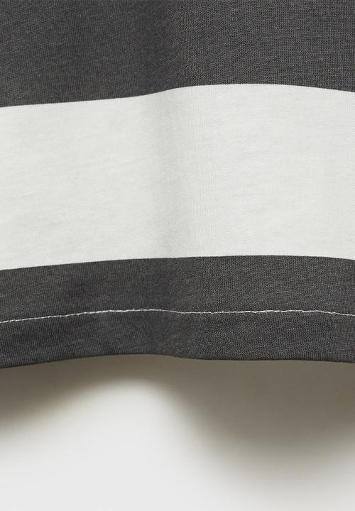 MANGO - T-shirt soder - charcoal & white