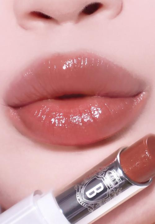 BOBBI BROWN - Extra Lip Water Shine - Nude Cinnamon