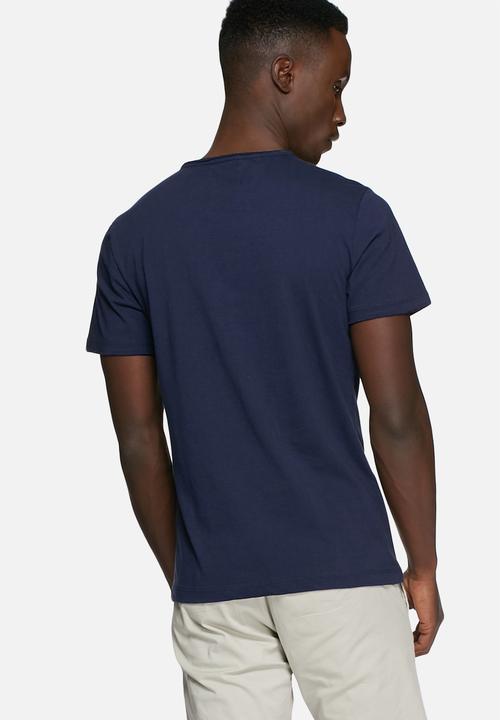 Casual Friday - Henly T-shirt
