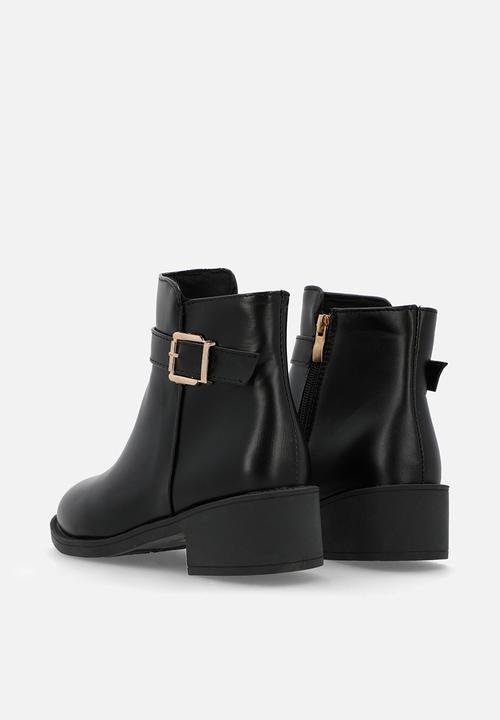 Pop Candy - Buckle strap ankle boots-black