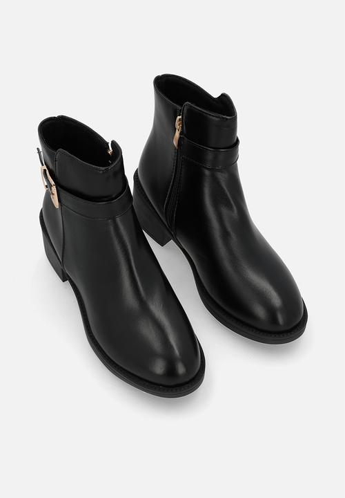 Pop Candy - Buckle strap ankle boots-black