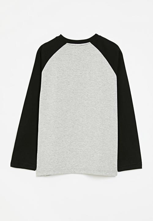 Pop Candy - Reglan tee - grey & black