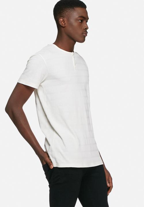 Solid - Cain tee
