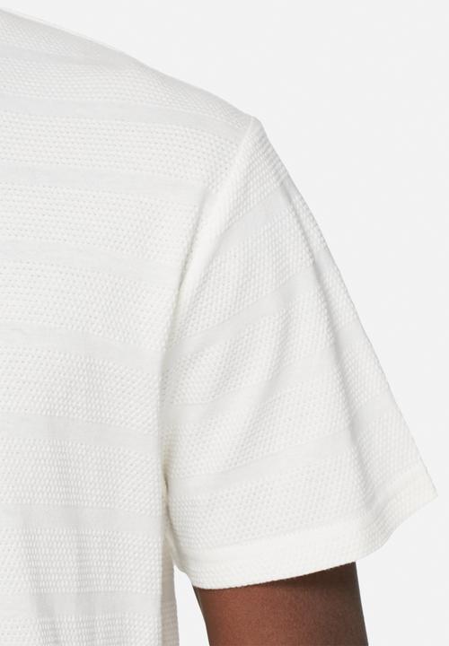 Solid - Cain tee