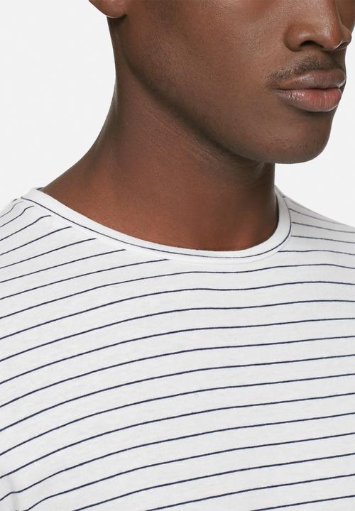 Solid - Baldemar tee