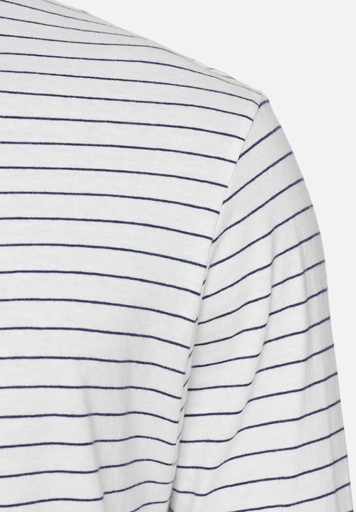 Solid - Baldemar tee
