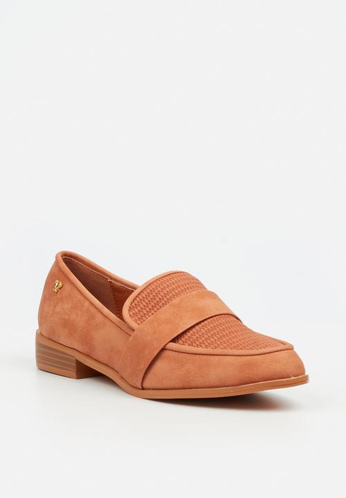 Butterfly Feet - Kerene 6 loafer - tan