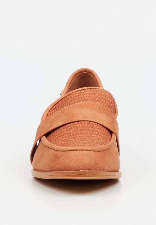 Butterfly Feet - Kerene 6 loafer - tan