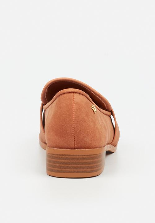 Butterfly Feet - Kerene 6 loafer - tan