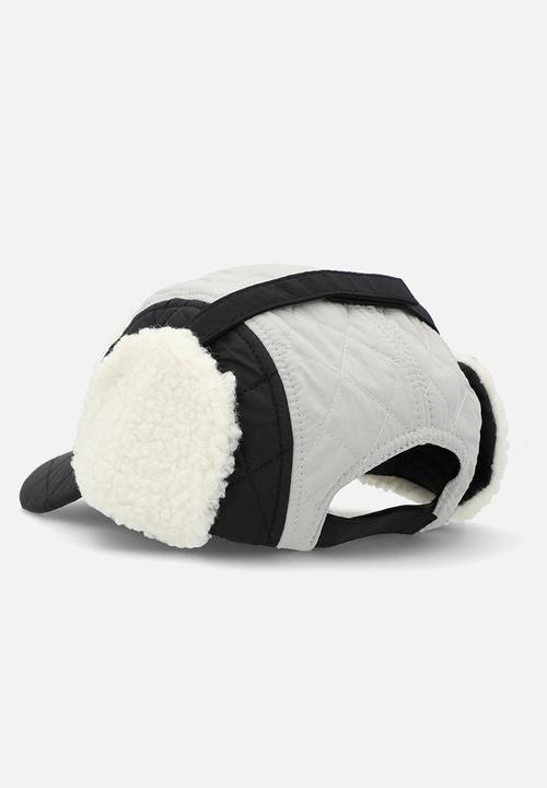 Pop Candy - Sherpa earflap hat - black