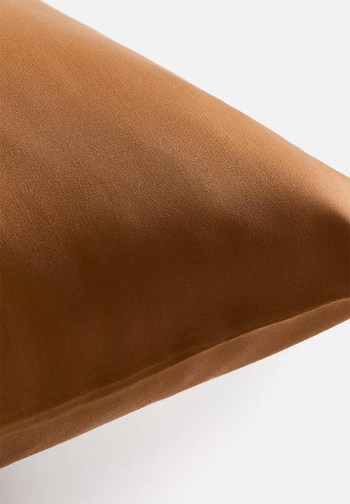 H&M - Satin pillowcase - brown