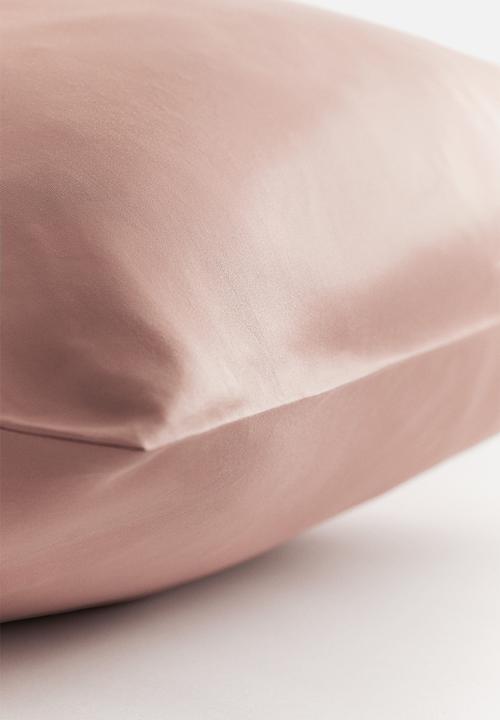 H&M - Satin pillowcase - powder pink