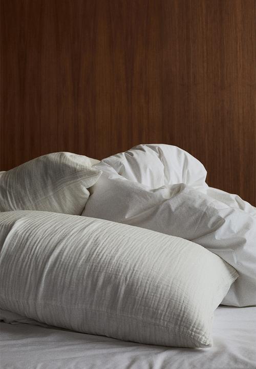 H&M - Cotton muslin pillowcase - white