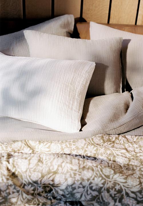 H&M - Cotton muslin pillowcase - white