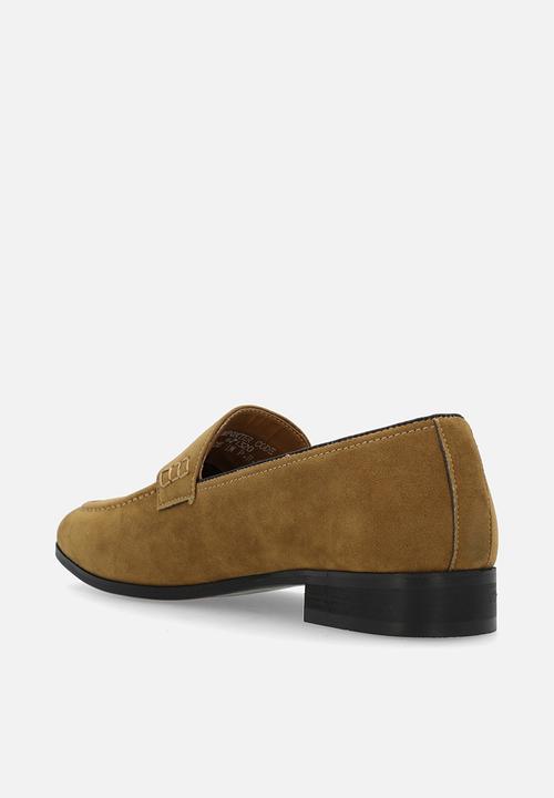 PC - Crouch suede penny loafer  - tan
