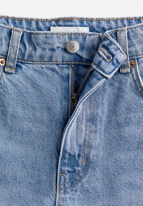 H&M - High-waisted denim shorts - light denim blue