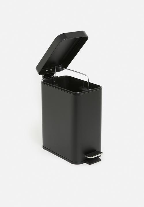 Bathroom Solutions - PEDAL BIN 5L METAL BLACK CLR