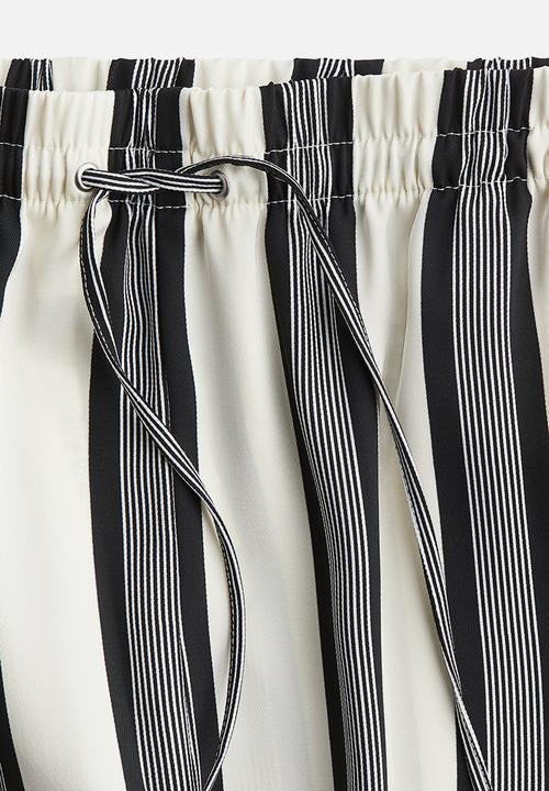 H&M - Wide drawstring trousers - cream & black striped