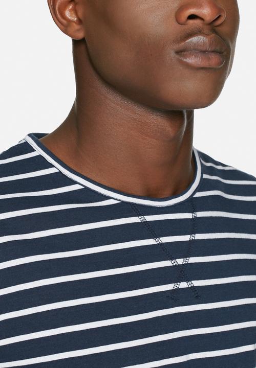 Bellfield - Bayswater tee