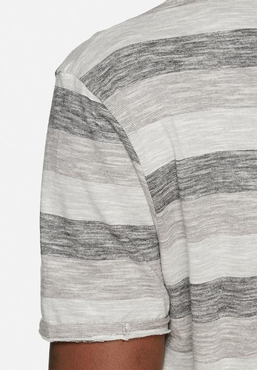 Solid - Chip tee