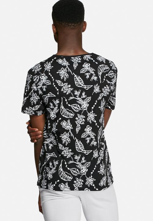 Bellfield - Hitchen tee