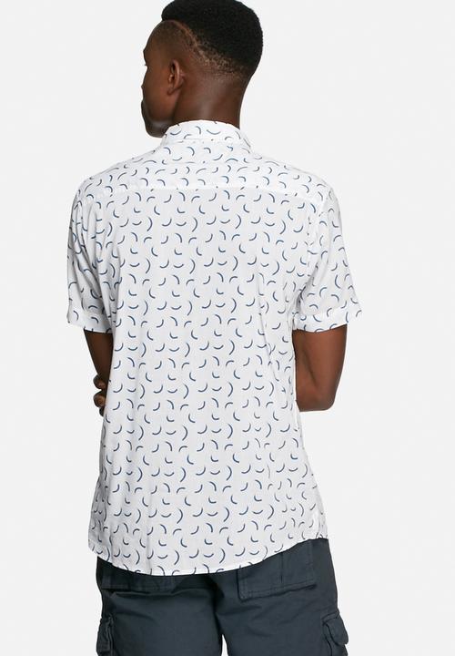 Bellfield - Lacuna shirt