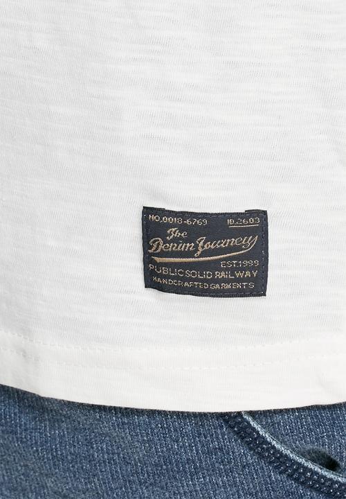 Solid - Balfour tee