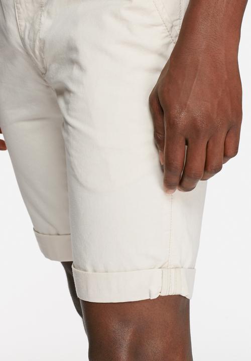 Bellfield - Polstead shorts