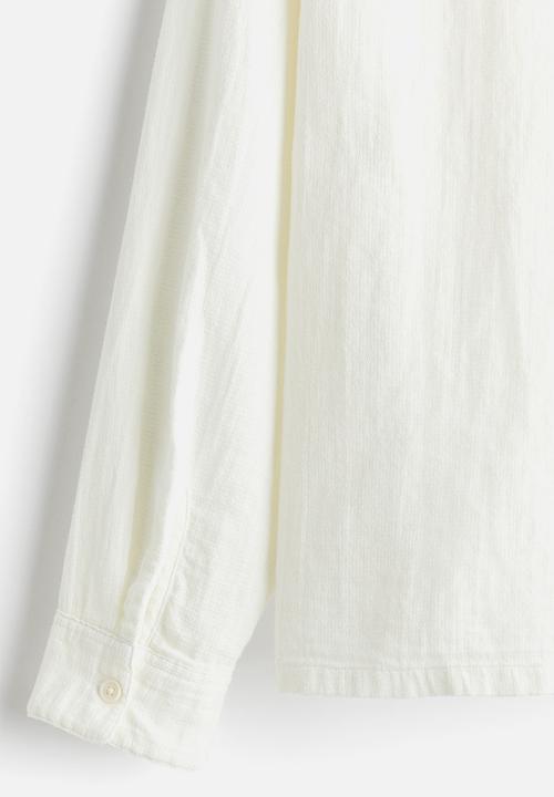 H&M - Regular fit textured shirt - white