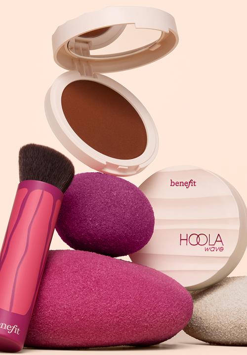 Benefit Cosmetics - Hoola Wavemaker - bronzing balm brush