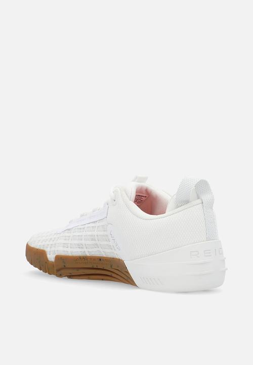 Under Armour - TriBase Reign 6