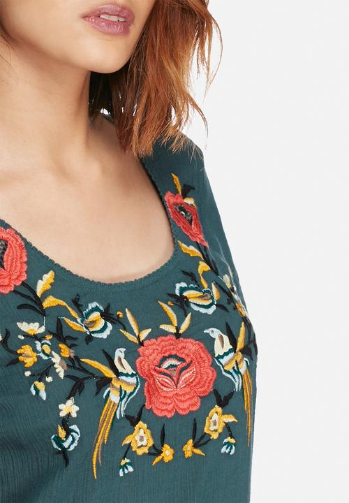 Vero Moda - Senorita embroidered top