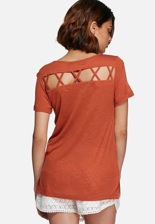 Vero Moda - Cross tee