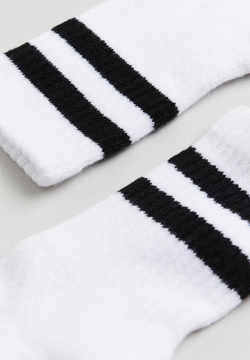 H&M - 5-Pack ribbed terry socks - white black