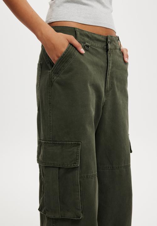 Cotton On - Benny cargo pant - dark washed green