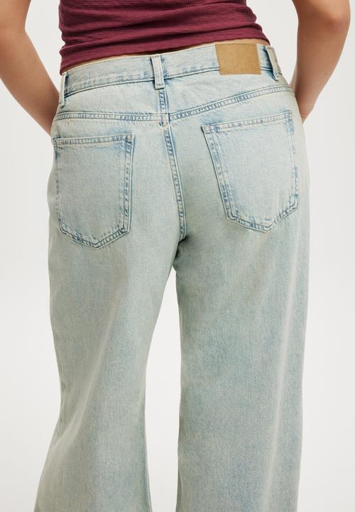 Cotton On - Relaxed wide jean - sundune blue