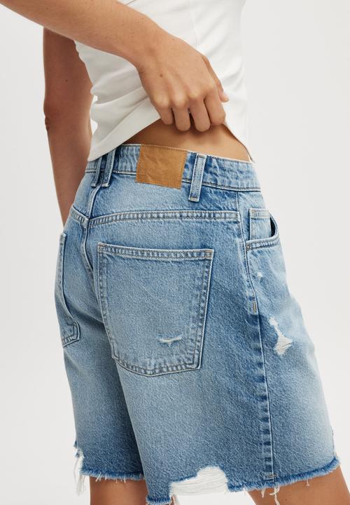 Cotton On - Relaxed denim short - saltwater blue rip