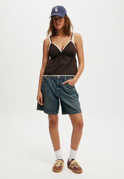 Cotton On - Relaxed denim short - logans blue/carpenter