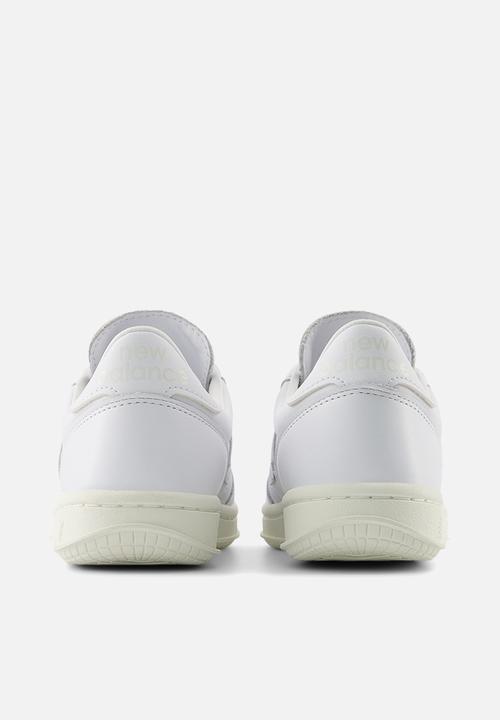 New Balance  - T500 v1 - white