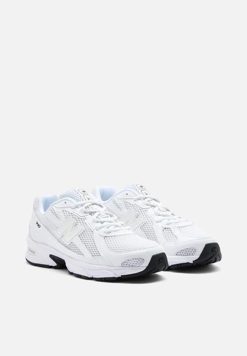 New Balance  - U740 v2 - white