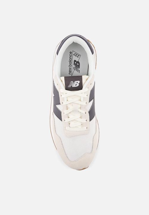 New Balance  - 237