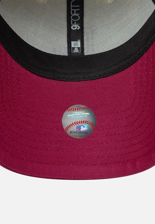 New Era - Side Script 9Forty® Los Angeles Dodgers - ivory/maroon